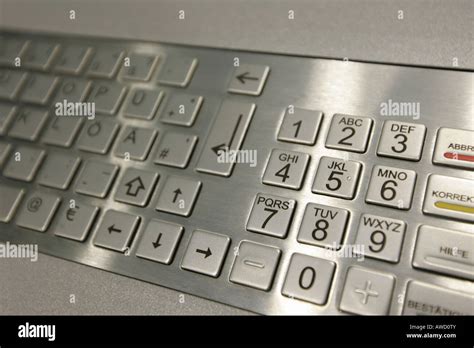 ATM machine keypad Stock Photo - Alamy