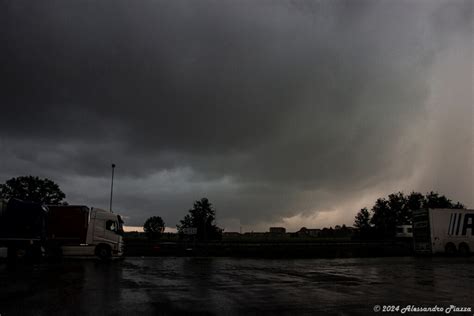 Maggio Supercella A Sud Ovest Di Asti Tornado In Italia