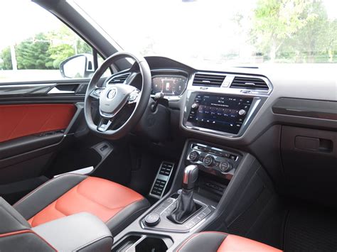 2021 Volkswagen Tiguan: 120 Interior Photos | U.S. News