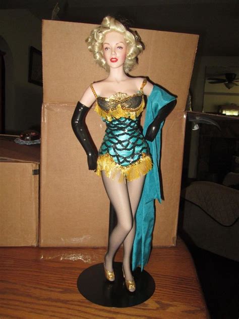 Franklin Mint Marilyn Monroe Bus Stop Porcelain Doll Pre Owned Htf