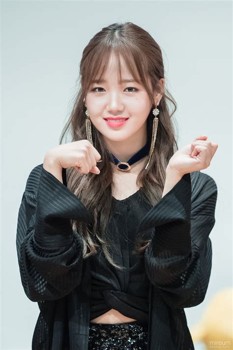 ᴍɪʀᴇᴜᴍ On Twitter Kpop Girls Kpop Girl Groups Choi Yoojung