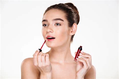 7 Cara Agar Lip Cream Tahan Lama Dan Anti Crack Yang Efektif