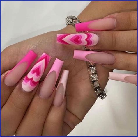 Pin by Mirna on artes de uñas Heart nails Pink acrylic nails Pink nails