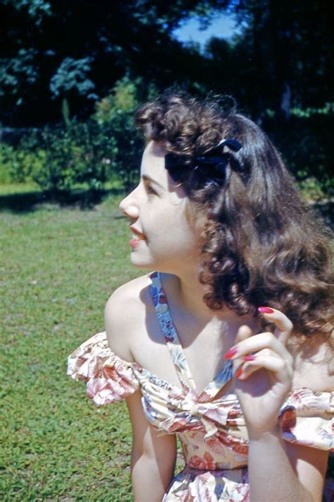 Beautiful Kodachrome Photos Defined The S Women S Fashion