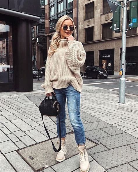 Outfits Con Sweater Beige Como Combinarlo Muy Trendy