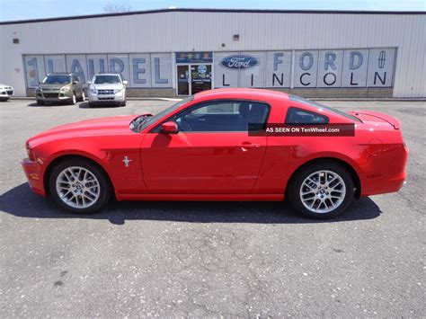 2014 Ford Mustang V6 Premium Coupe 2d