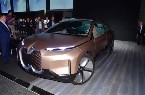 Bmw Vision Inext An X Sized Suv From The Not So Distant Autonomous