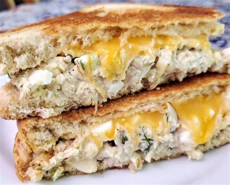 Moveable Feast Low Carb Cheesy Tuna Melt Tuna Melts Soup And Sandwich Low Carb