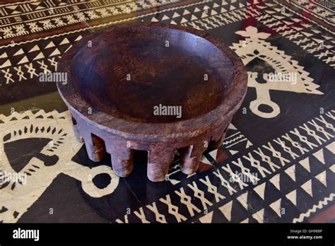 Antique Samoan Tanoa Or Laulau Kava Bowl Carved Out Of Wood Samoan