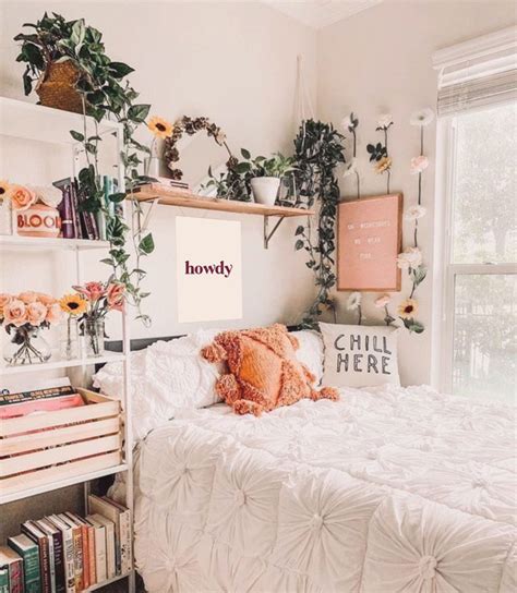 63 Cute and Cozy Aesthetic Bedroom Ideas To Copy in 2023