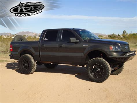 Side shot of this custom Ford F-150 | Ford, Ford trucks, Ford truck