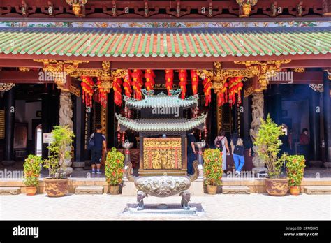 thian hock keng temple singapore stock photo alamy
