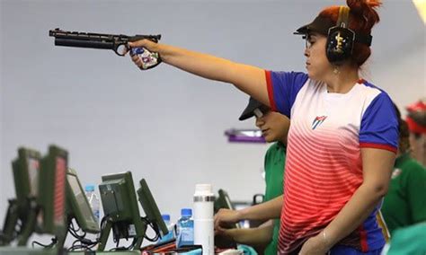 Emotivo Gesto En Los Juegos Centroamericanos Atleta Cubana Devuelve