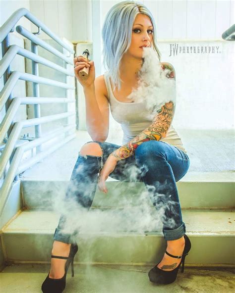 Pin On Wax Vaping Girls