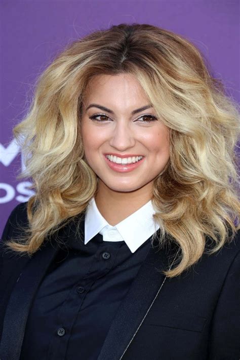 Tori Kelly Hair | Steal Her Style