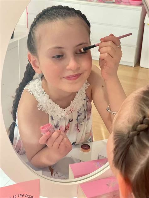 Natural And Organic Tween Makeup Gentle And Safe Options For Young