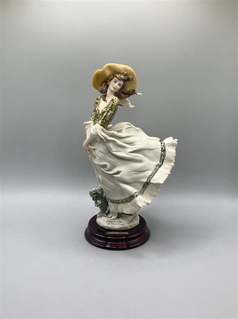 Giuseppe Armani Figurine Scarlett 698c 1995 Figurine Of The Year