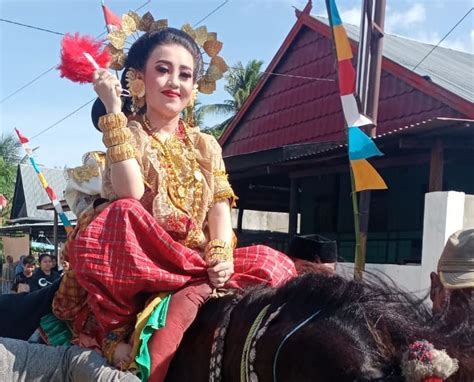 Melestarikan Budaya Mandar Melalui Festival Kota Tua Majene Okezone