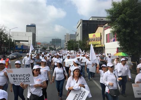 La Jornada Protestan Trabajadores Del Servicio M Dico Del Snte En Nl