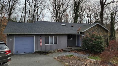 Montville, NJ Real Estate - Montville Homes for Sale | realtor.com®