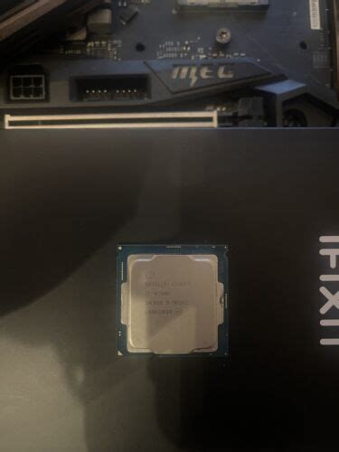 Intel Core I7 8700K Processor 4 70 GHz Hexa Core LGA 1151 Socket H4