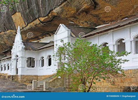 Templo De La Cueva De Dambulla Patrimonio Mundial De La Unesco De Sri