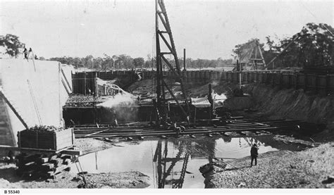 Construction Of A Lock At Renmark • Photograph • State Library Of South