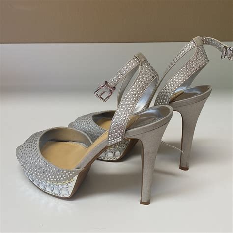 Gianni Bini Platform Heels Gem