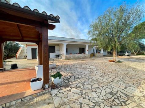 Haus Mit Schlafzimmern Und Dachterrasse Mit Meerblick In Torre Santa