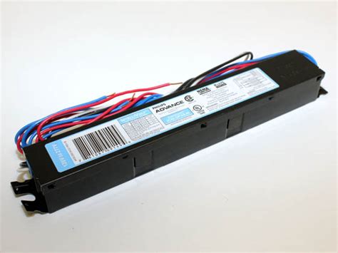 Philips Advance Electronic Ballast 120V To 277V For 2 Or 3 F32T8