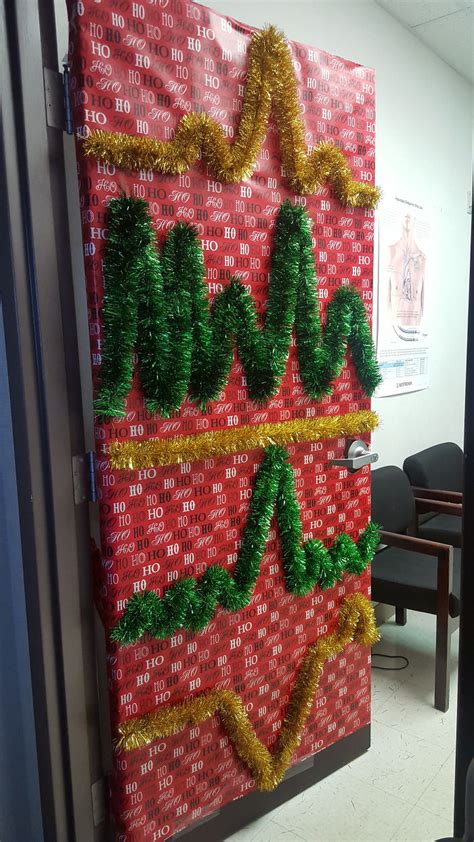 30 Hospital Christmas Decorations That Show Medical Staff Are The Most Creative People Ever