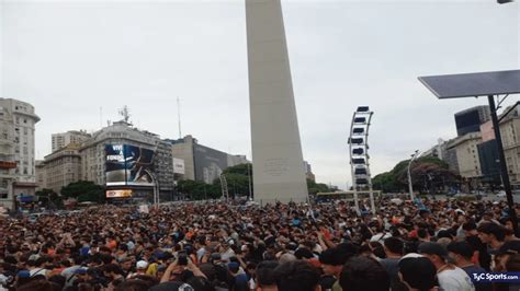 El homenaje argentino a Akira Toriyama 30 mil fanáticos en el Obelisco