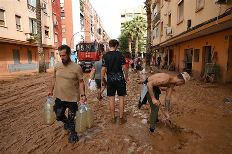 Spain floods mapped: Where are weather alerts in force as death toll ...