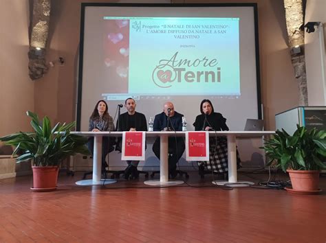 Amore Terni San Valentino Tra Dediche Romantiche Proiettate Sui Muri