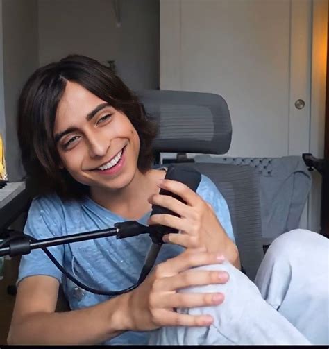 Aidan Gallagher 😎💗 En 2022 Te Amo Flaco Chicos Famosos Novios Guapos