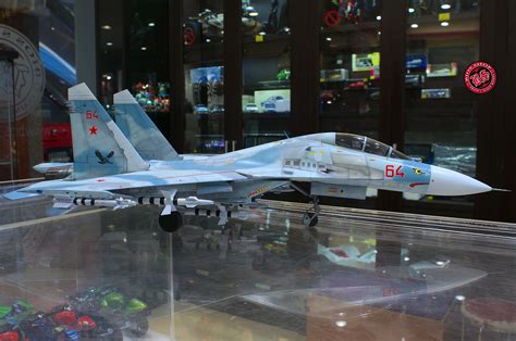 Sukhoi Su 27UB Flanker C Trumpeter 1 32 Kendaraan