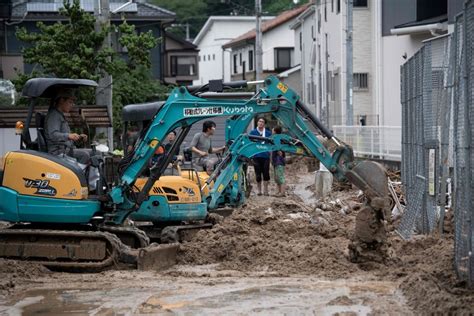 Alluvioni E Piogge Record In Giappone Almeno 76 Morti 92 Dispersi A