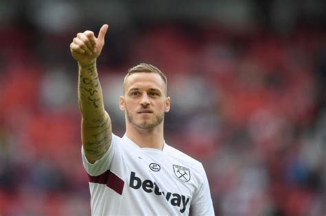 Tại sao Man Utd sẵn sàng cho thương vụ Marko Arnautovic Bóng Đá