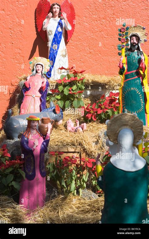 Pesebre Viviente En El Patio Del Palacio Nacional De La Ciudad De