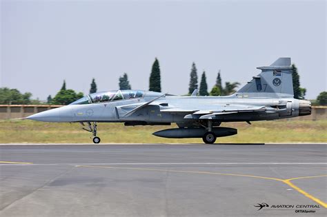 Fotos Ca As Saab Gripen C D Da For A A Rea Sul Africana Poder A Reo