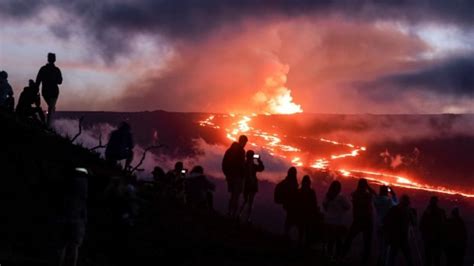 Hawaiian volcano eruption is explosive evidence of plate tectonic ...