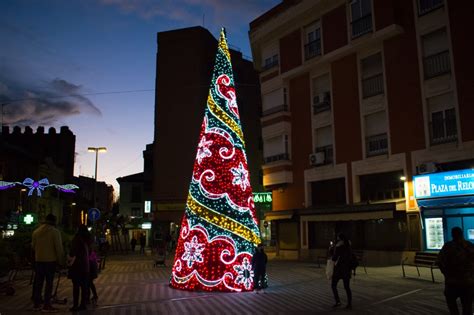 TALAVERA Recorrido en imágenes por la iluminación navideña La Voz