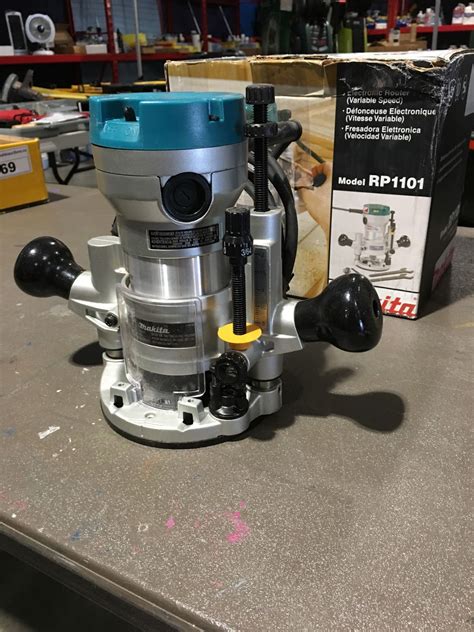 Makita Model Rp1101 Electronic Router