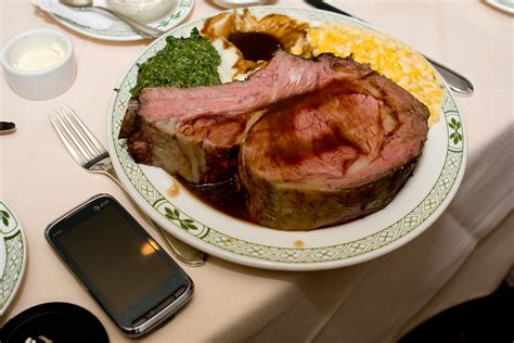 Food Box, Go or No Go.: Lawry's The Prime Rib, Beverly Hills, CA