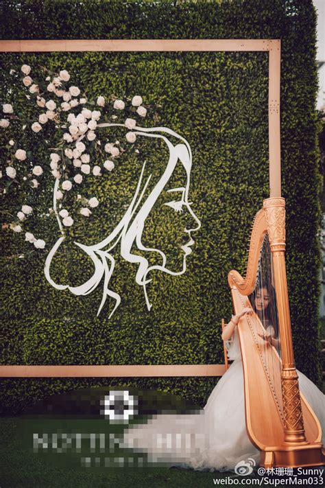 Đám cưới ngôn tình của hot girl đẹp nhất Trung Quốc khiến nhiều người choáng ngợp