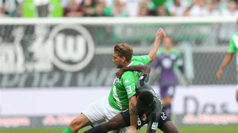 Wolfsburg Siegt Remis In Gladbach UEFA