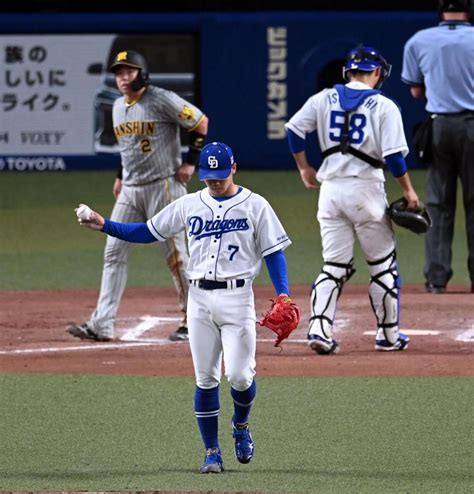 阪神が中日根尾から貴重な追加点 佐藤輝の四球からつなぎ、梅野が押し出し四球選ぶ 阪神タイガース デイリースポーツ Online