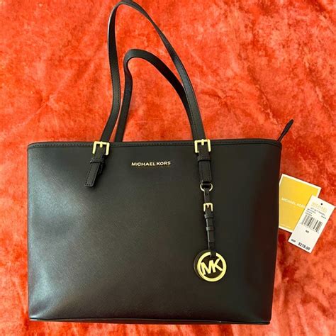 Michael Michael Kors Bags Michael Kors Jet Set Medium Saffiano Leather Top Zip Tote Bag