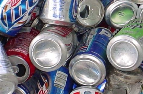 Brussels tests out incentive for recycling empty cans | The Bulletin