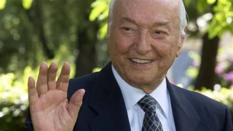 Piero Angela Morto A Anni L Annuncio Del Figlio Alberto Buon